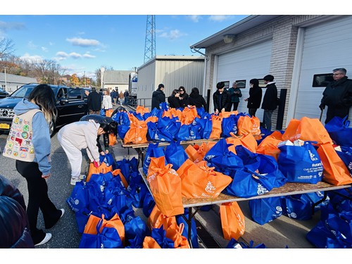 Volunteered at Annal Thanksgiving Turkey Drive